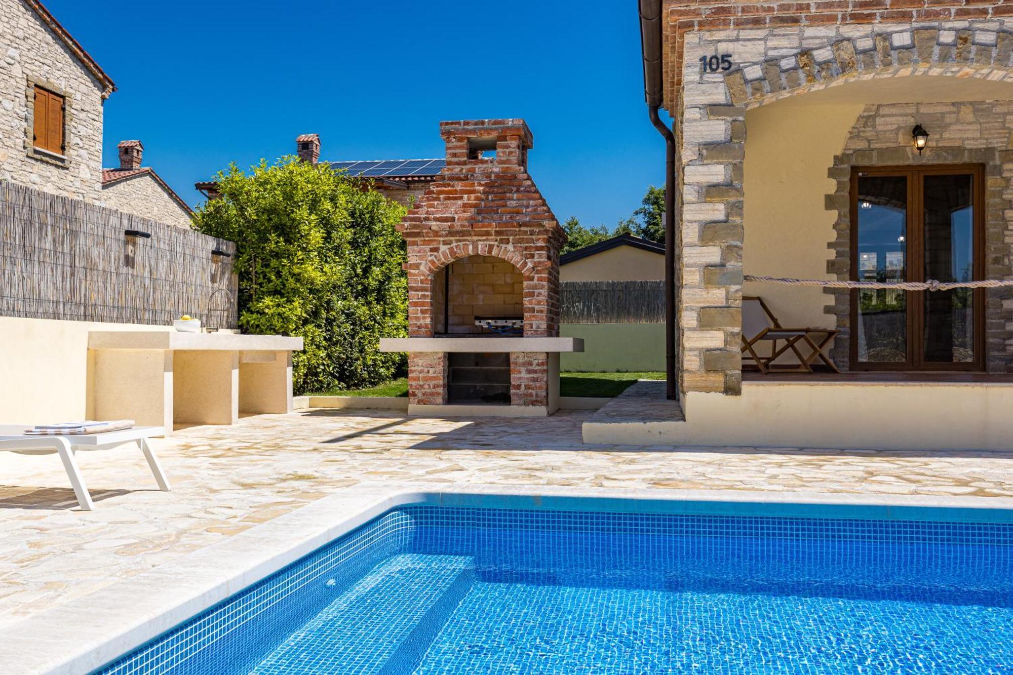 Villa Brioni With Pool By Rentistra Cabrunici Exterior foto